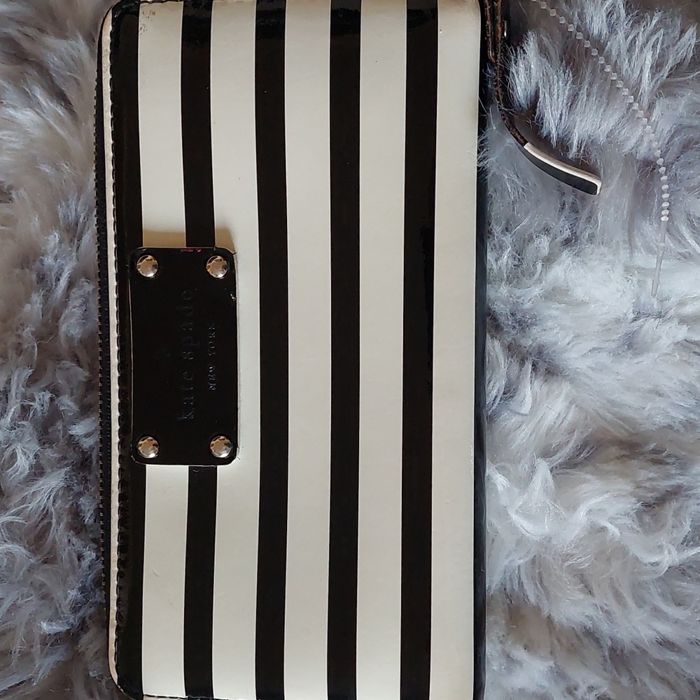 Kate Spade New Without Tags Large Wallet - Picture 2 of 6